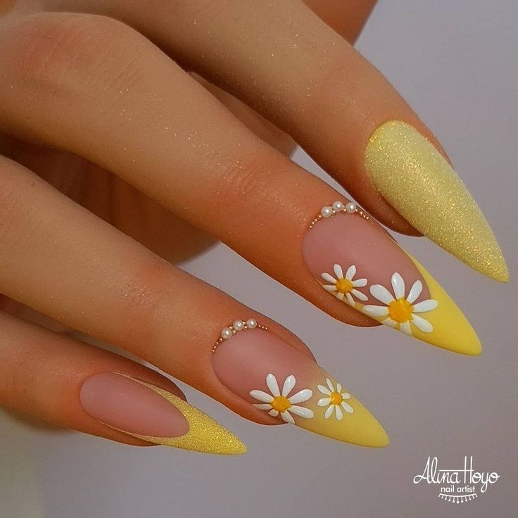 نمونه‌کار کاشت ناخن دلربا