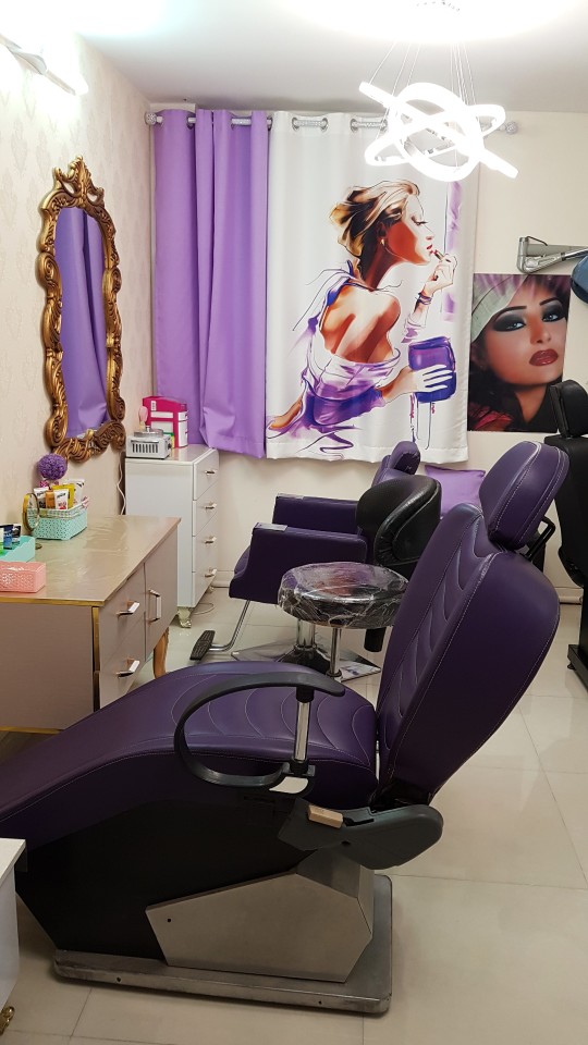 نمونه‌کار سالن زیبایی نرگس