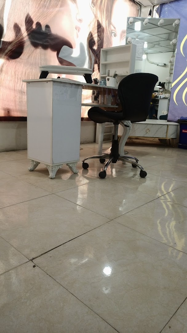 نمونه‌کار مجموعه زیبایی سی بل