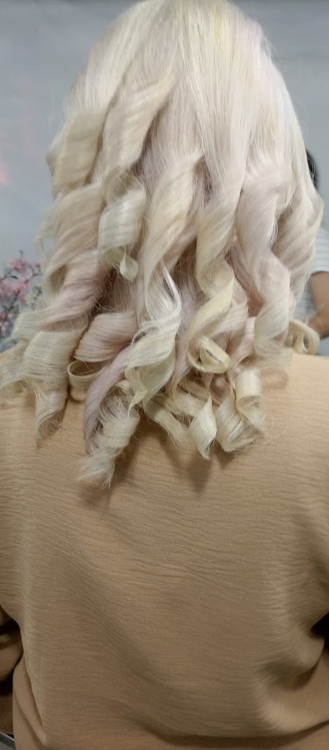 نمونه‌کار مجموعه زیبایی سی بل