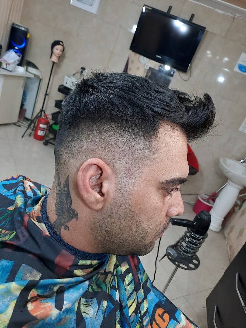 نمونه‌کار آقای آرایشگر