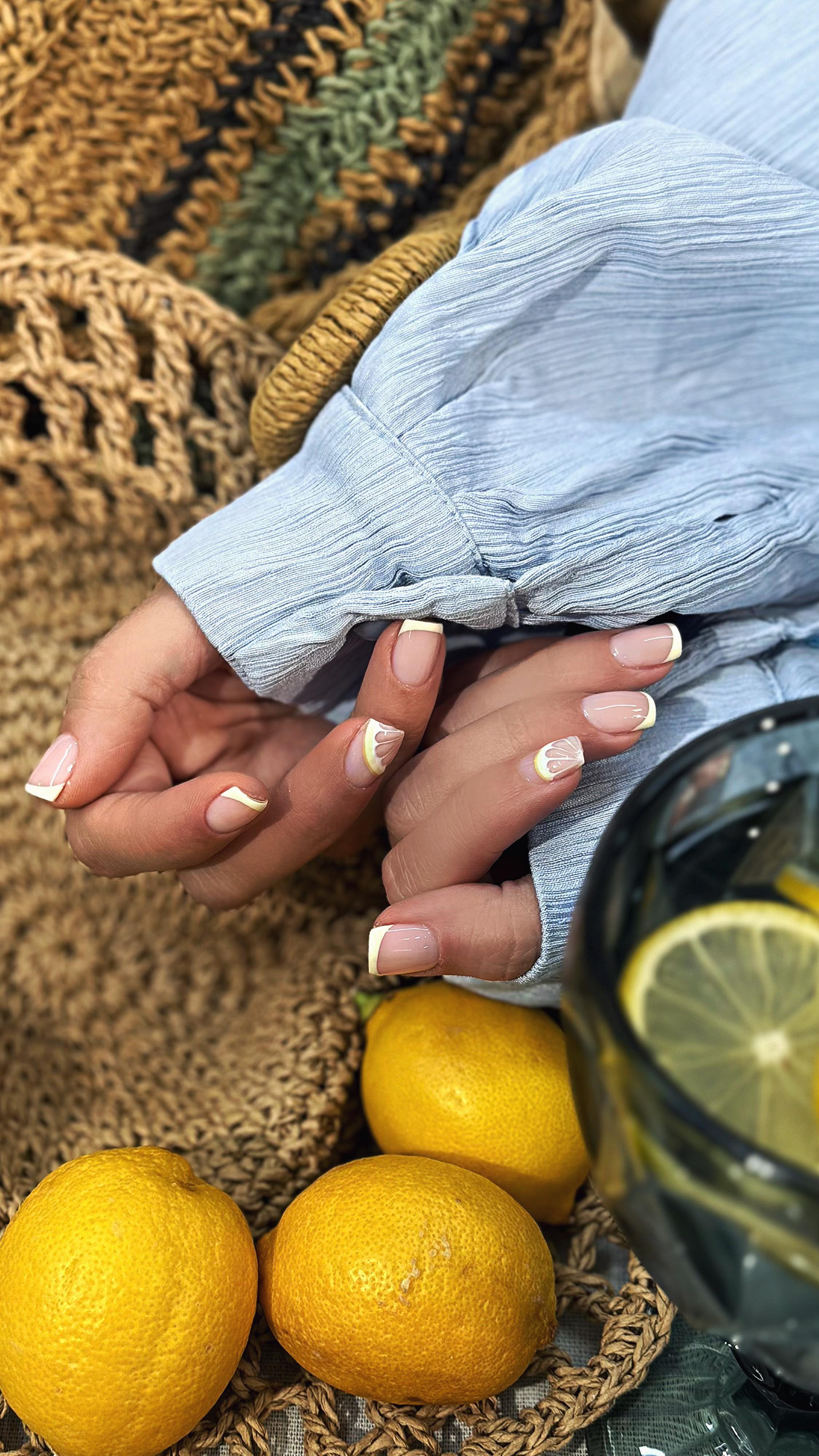 نمونه‌کار سالن زیبایی ترنه