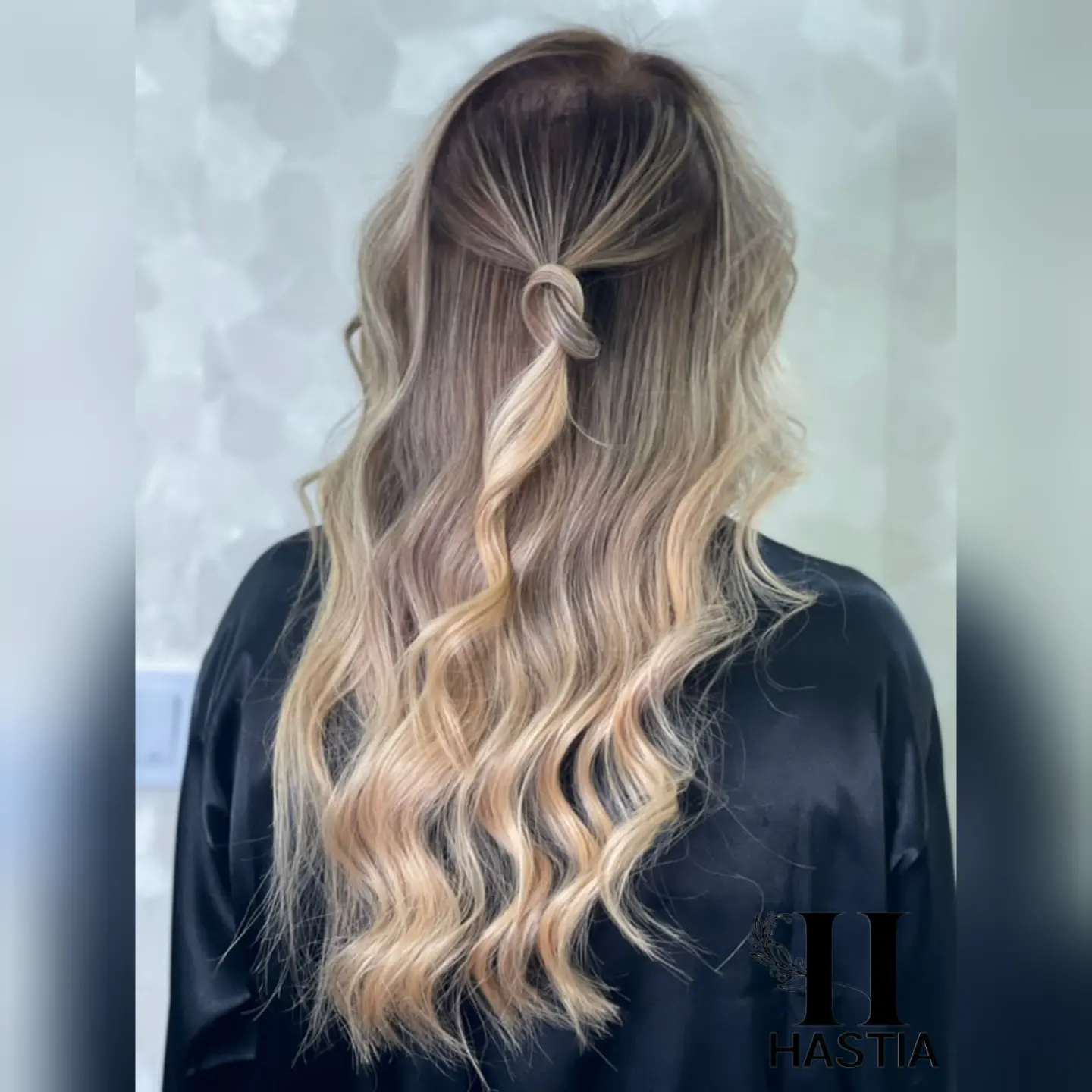 نمونه‌کار سالن زیبایی هستیا