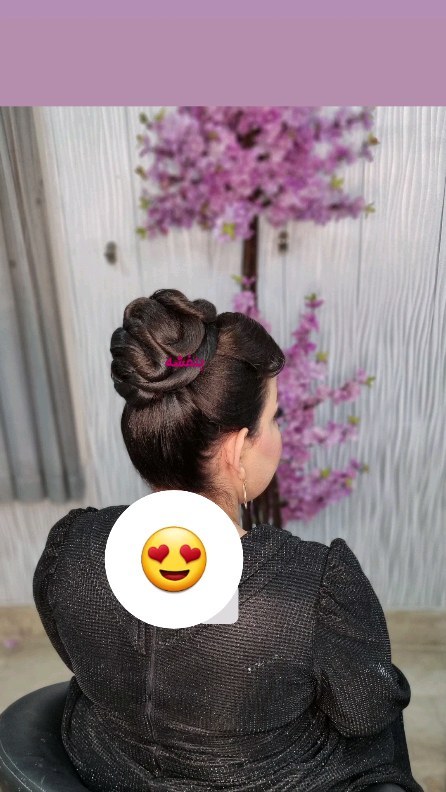 نمونه‌کار سالن زیبایی بنفشه