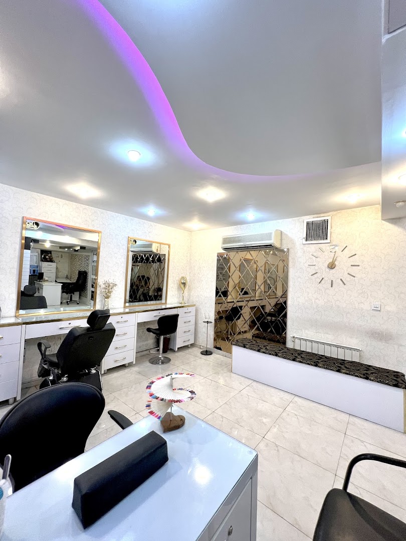 نمونه‌کار سالن زیبایی طلوع شمس