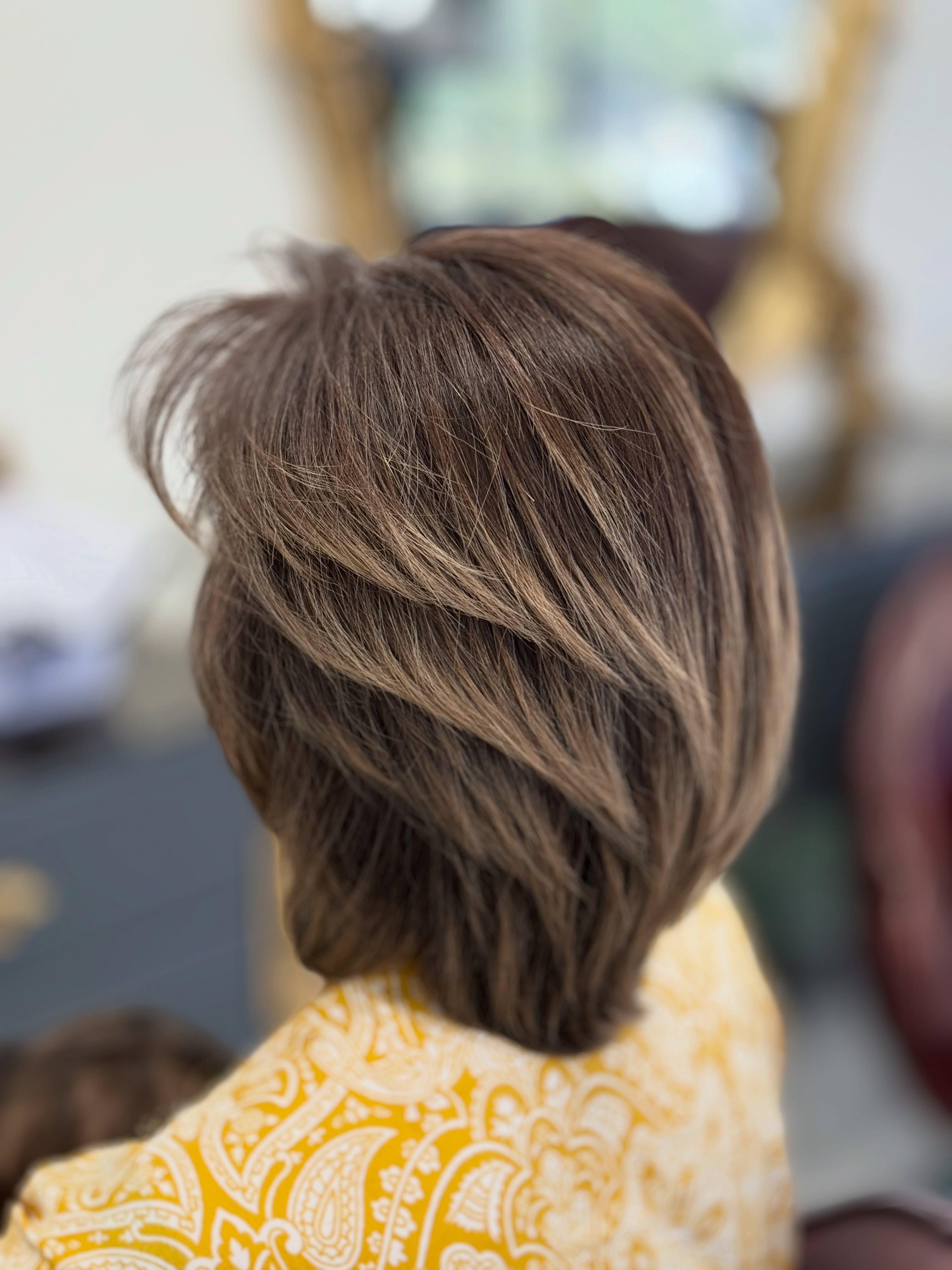 نمونه‌کار سالن زیبایی سایماه