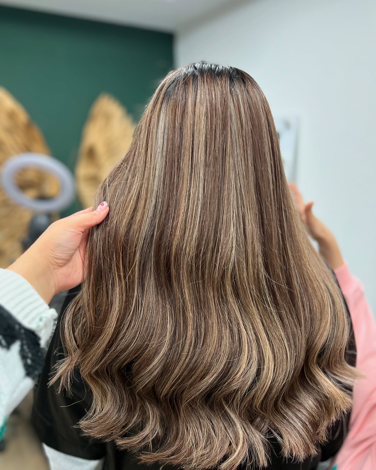 نمونه‌کار سالن زیبایی رها رباطی