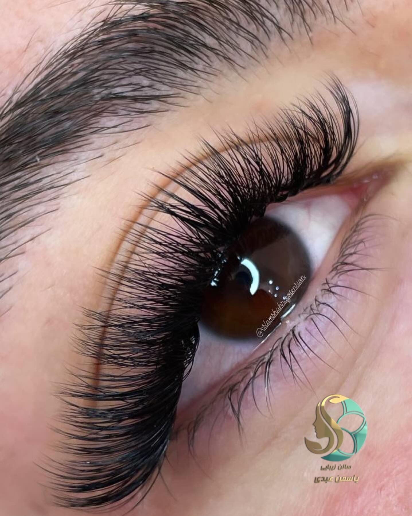 نمونه‌کار سالن زیبایی یاسمن عبدی