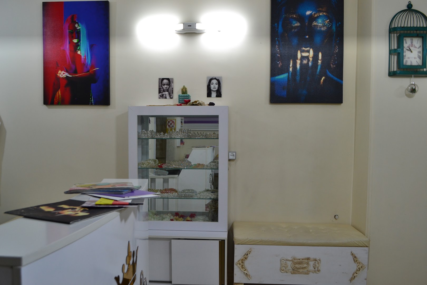 نمونه‌کار سالن زیبایی ویولت
